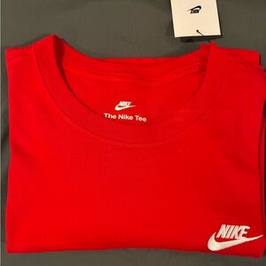The Nike Tee